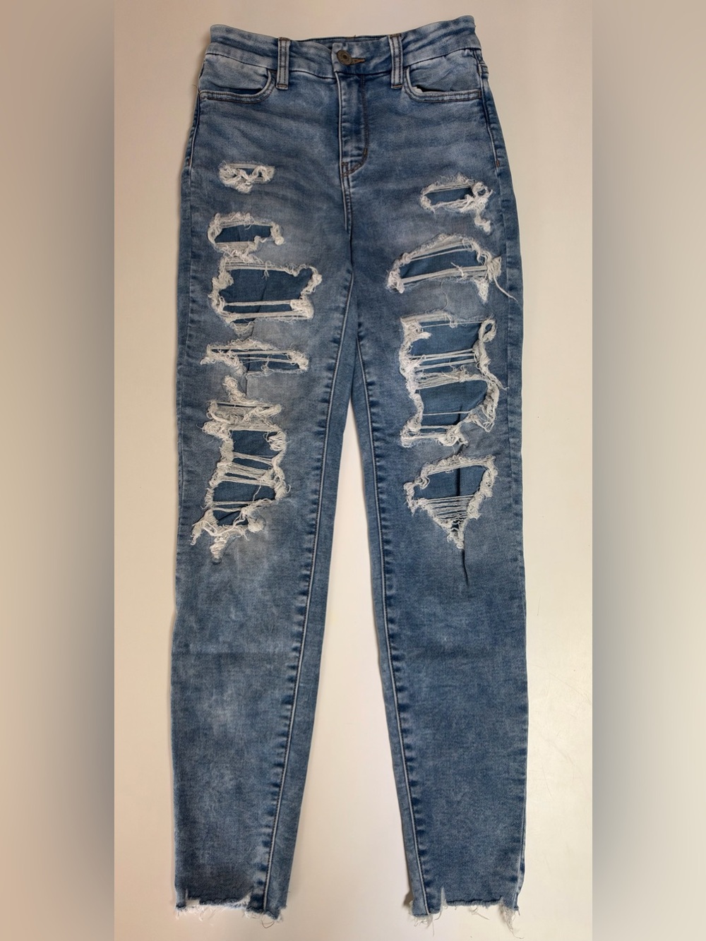 American Eagle Distressed Women's Blue Ripped Jeggings